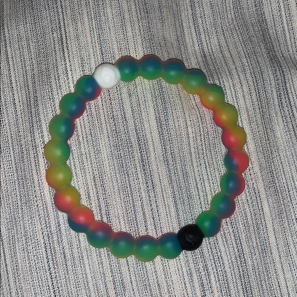 Lokai Bracelets pack of 5 - Picture 2 of 4